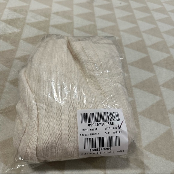 Madewell Oversize-Collar Cardigan Sweater - Picture 8 of 9